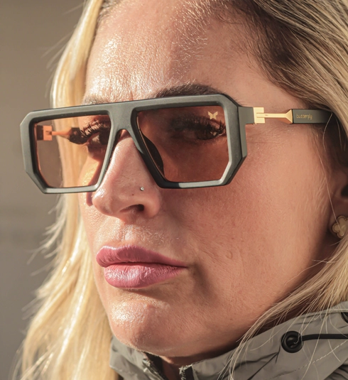 Óculos de Sol Feminino Retangular Marrom Vintage | Butterfly Eyewear