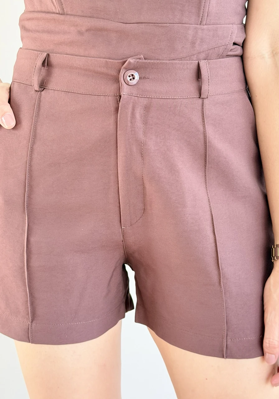Short Carla