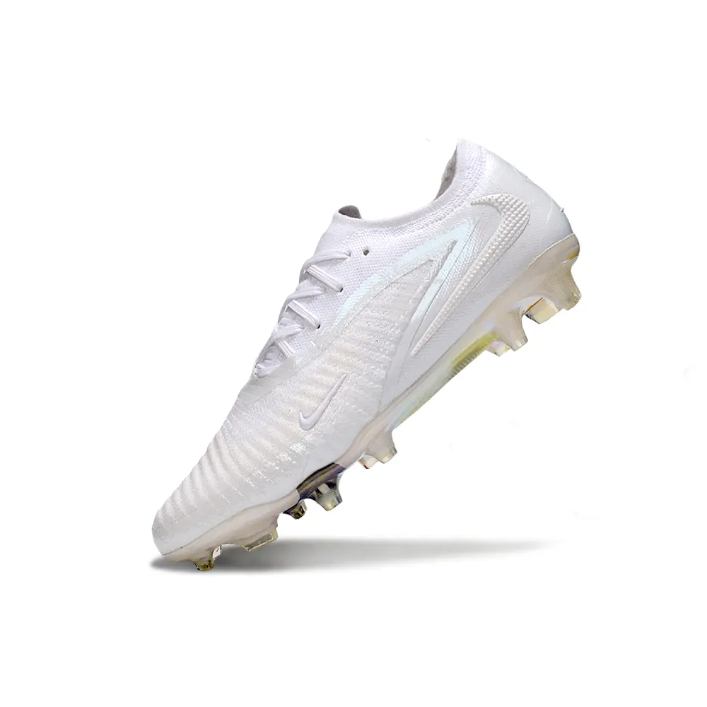 Chuteira Campo Nike Phantom GX 3 Elite FG Branco