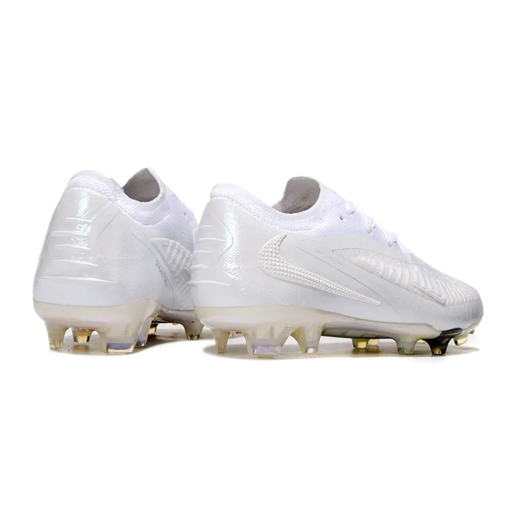 Chuteira Campo Nike Phantom GX 3 Elite FG Branco