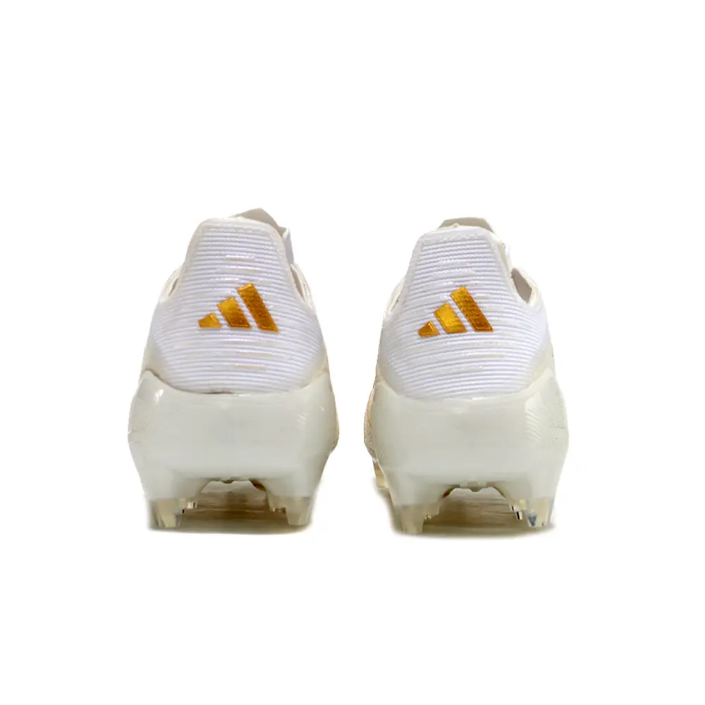 Chuteira Infantil Campo Adidas F50 TF Branca e Dourada