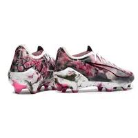 Chuteira Campo Puma Ultra 5 Ultimate FG Branco, Rosa e Preto - imagem 6