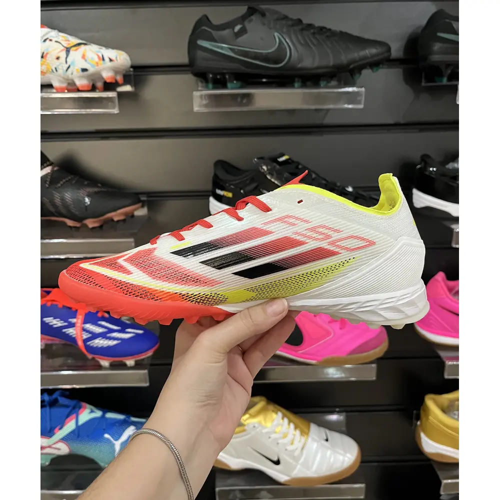 Chuteira Society Adidas F50 Elite TF Branca e Vermelho - Pronta Entrega