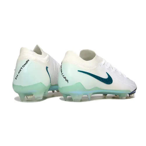 Chuteira Campo Nike Phantom GX 2 Elite FG Branca e Verde