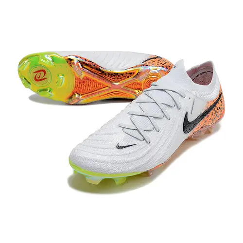 Chuteira Campo Nike Phantom GX 2 Elite FG Branca, Preta e Laranja 