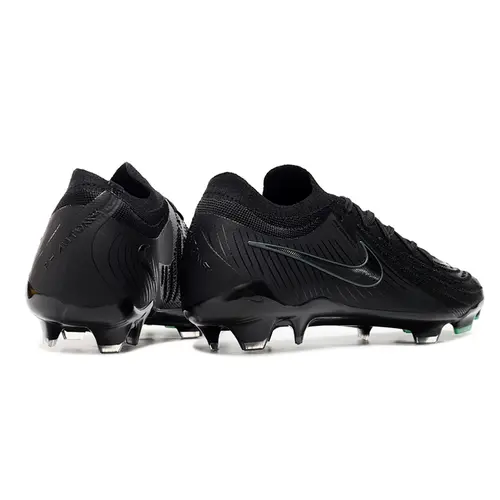 Chuteira Campo Nike Phantom GX 2 Elite FG Preta 