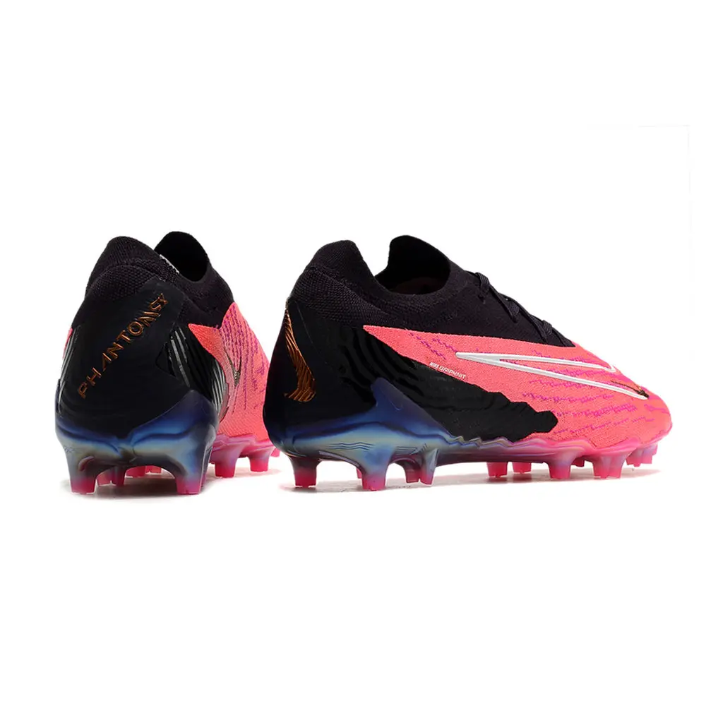 Chuteira Nike Phantom GX | Leve e Conforto