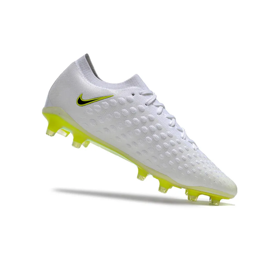 Chuteira Nike Phantom Ultra Venom | Super leve e confortável