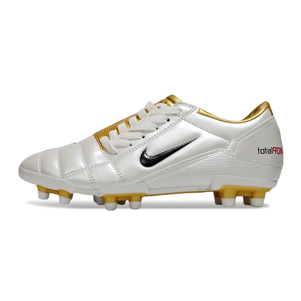 Chuteira Nike Total 90 | Durabilidade e Conforto