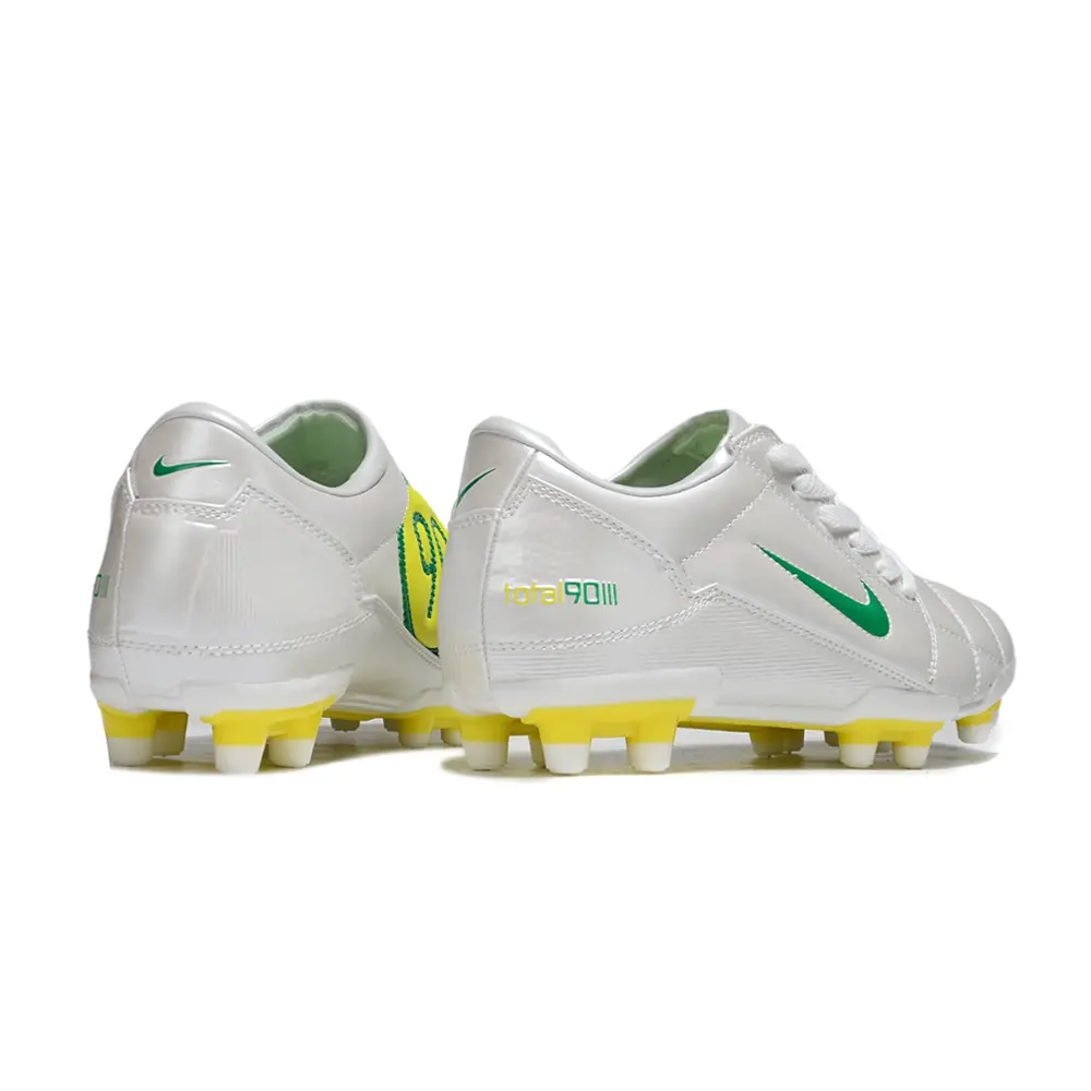 Chuteira Campo Nike Total 90 FG | Controle Preciso