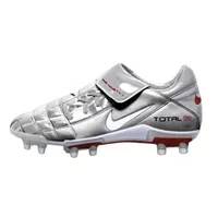 Chuteira Campo Nike Total 90 FG Prata | Velocidade e Estilo - imagem 1