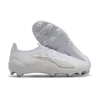 Chuteira Campo Puma Ultra 5 Ultimate FG Branca | Desempenho - imagem 2