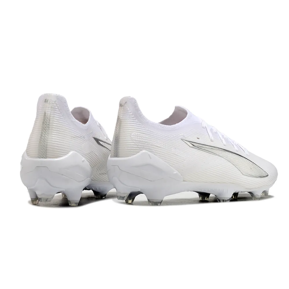 Chuteira Campo Puma Ultra 5 Ultimate FG Branca | Desempenho