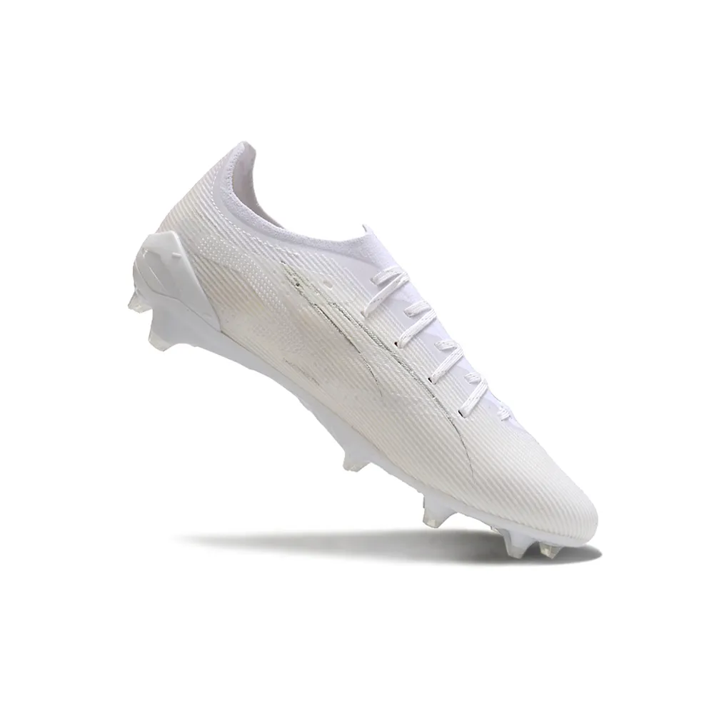 Chuteira Campo Puma Ultra 5 Ultimate FG Branca | Desempenho