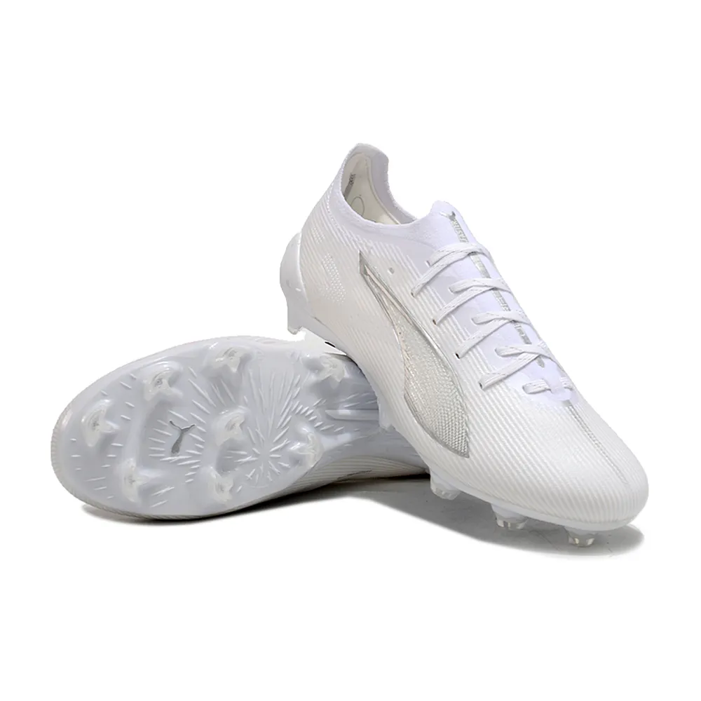 Chuteira Campo Puma Ultra 5 Ultimate FG Branca | Desempenho