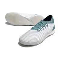 Chuteira Futsal Adidas Predator Accuracy | leve e confortável - imagem 3