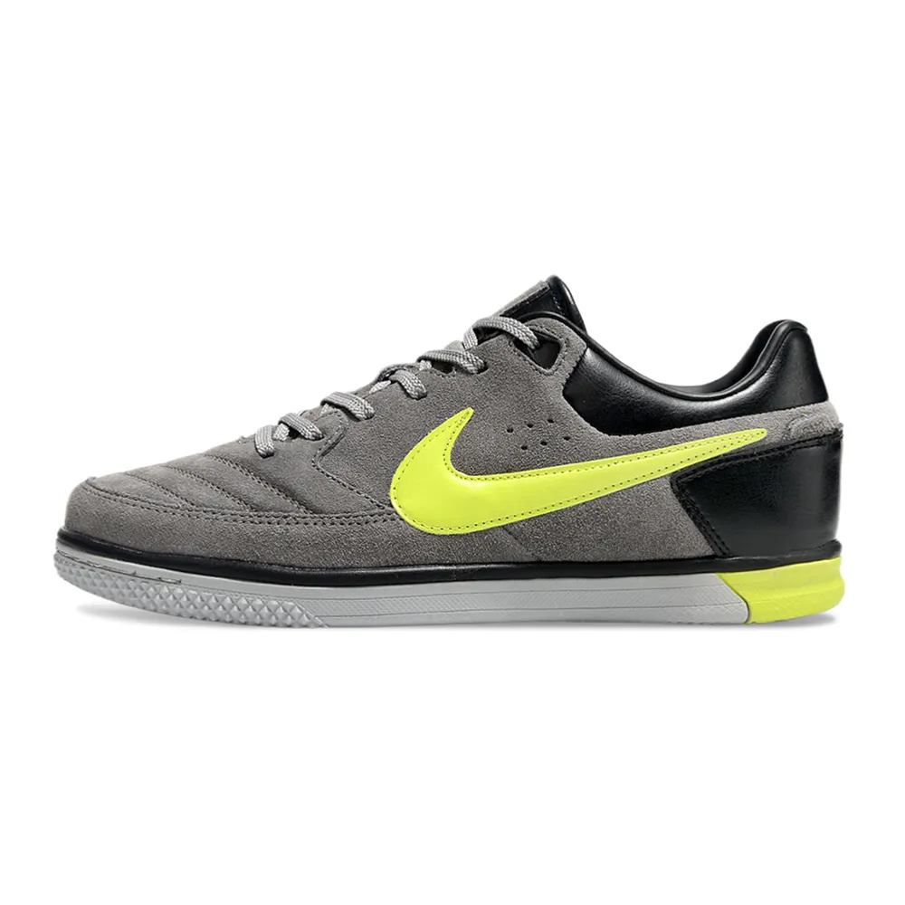 Chuteira Nike 5 Street Gato IC | Desempenho e Estilo
