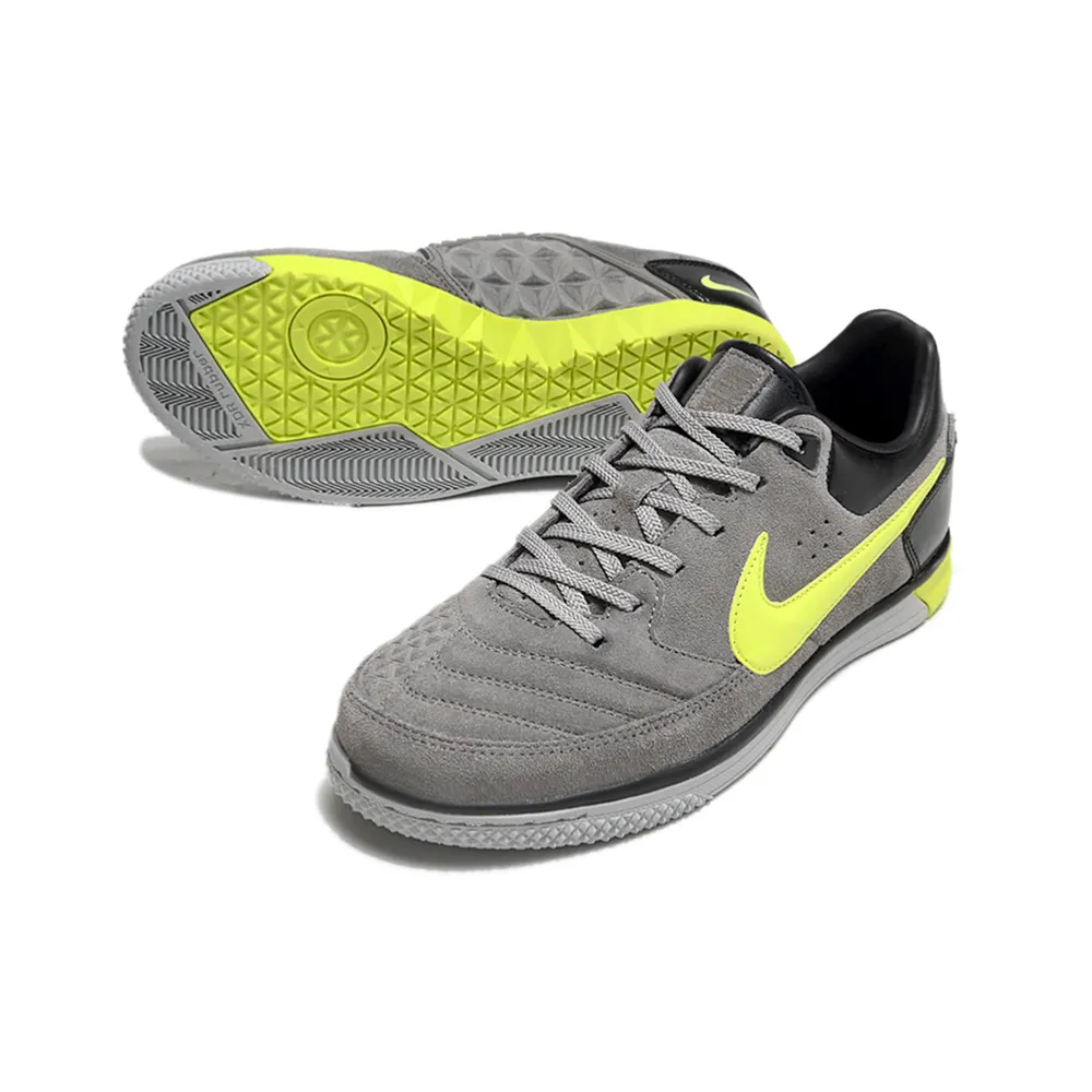 Chuteira Nike 5 Street Gato IC | Desempenho e Estilo