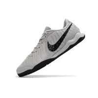 Chuteira Nike Tiempo Legend 10 IC | Prata e Preto Desempenho - imagem 5