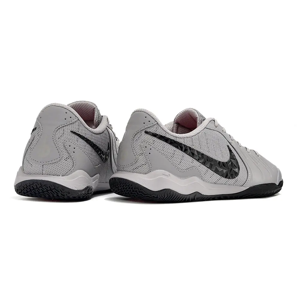 Chuteira Nike Tiempo Legend 10 IC | Prata e Preto Desempenho