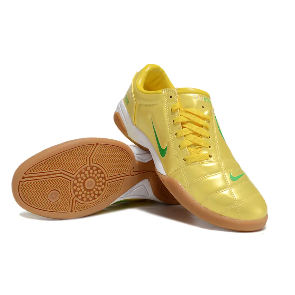 Chuteira Nike Total 90 IC Dourada | Precisão e Estilo