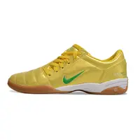 Chuteira Nike Total 90 IC Dourada | Precisão e Estilo - imagem 1