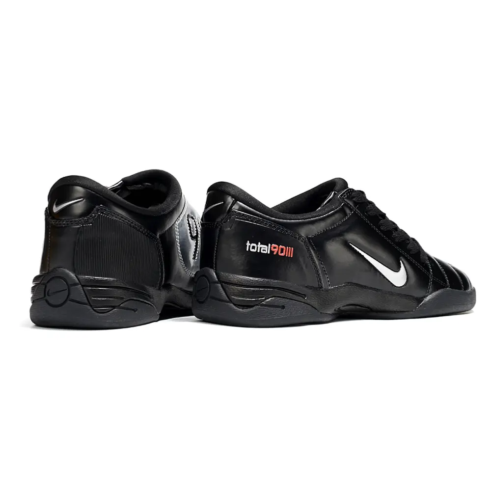 Chuteira Futsal Nike Total 90 IC Preta | Desempenho e Precisão