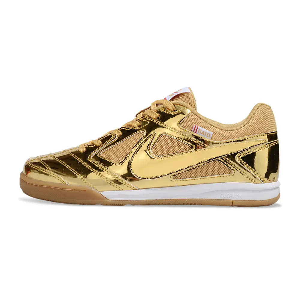 Chuteira Futsal Supreme Nike SB Dourado | Luxo e Performance