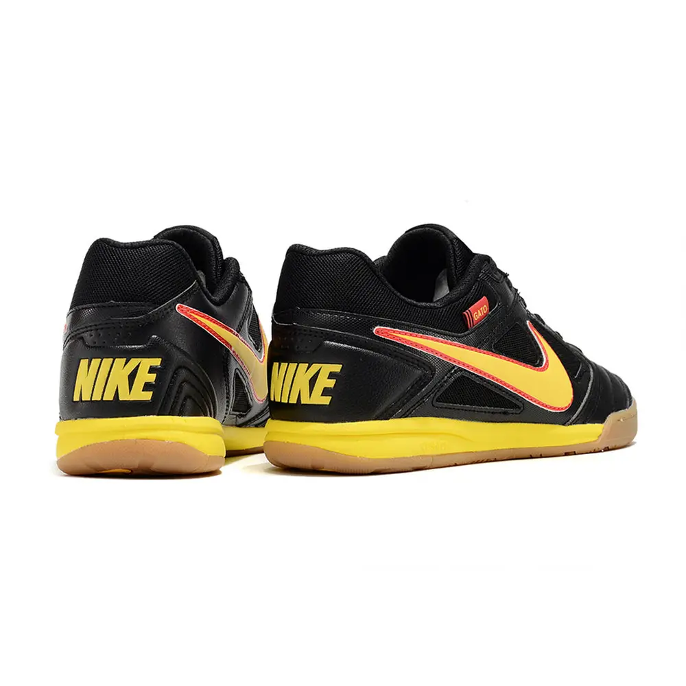 Chuteira Futsal Nike Supreme | Desempenho e Estilo