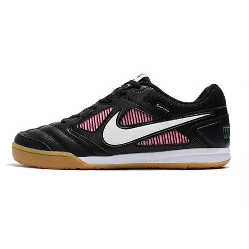 Chuteira Futsal Supreme X Nike SB Gato IC Preta, Branca e Rosa