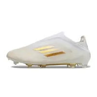 Chuteira Infantil Campo Adidas F50 Branca Dourada | Conforto e estilo - imagem 1