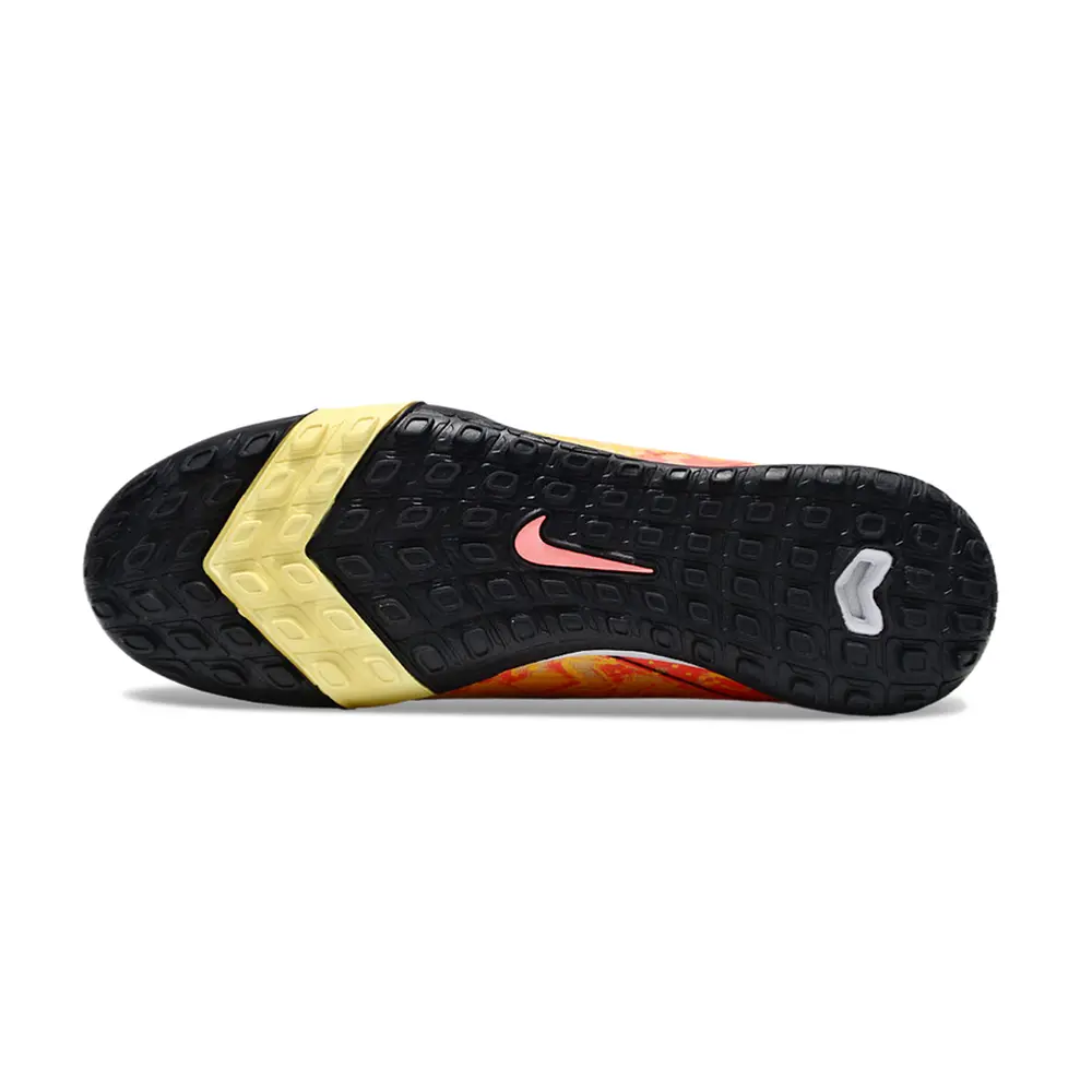 Chuteira Infantil Nike Society | Amortecimento e Tração