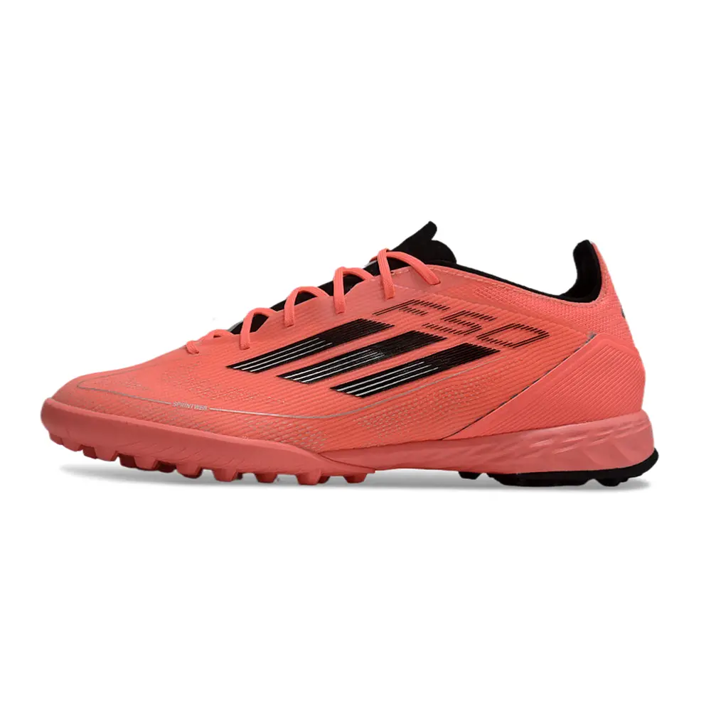 Chuteira F50 TF Vermelho | Velocidade e Estilo