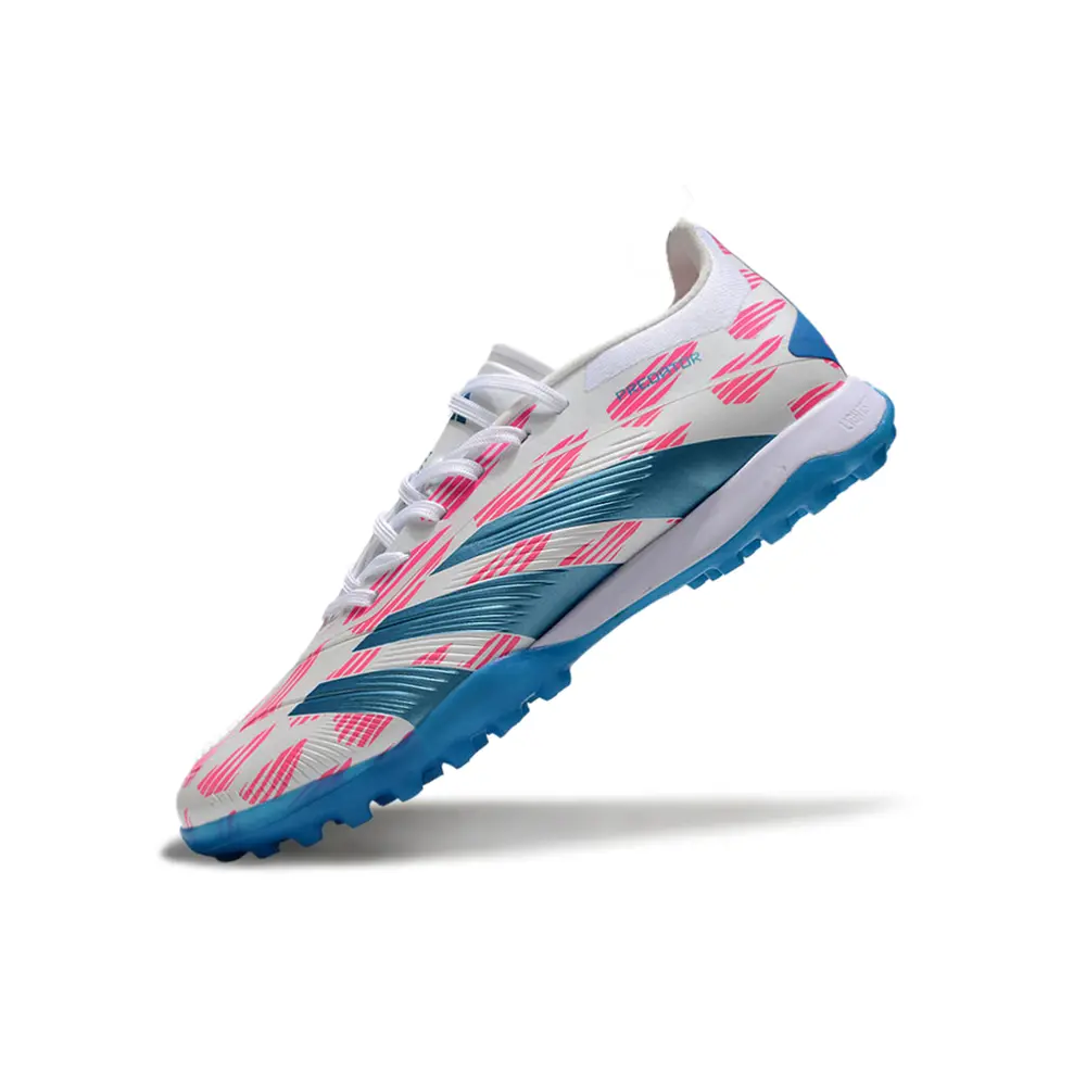 Chuteira Society Adidas Predator Elite TF | Controle e Estilo