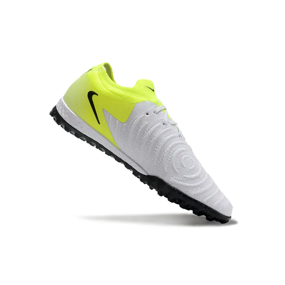 Chuteira Society Nike Phantom GX Elite TF | Precisão e Toque