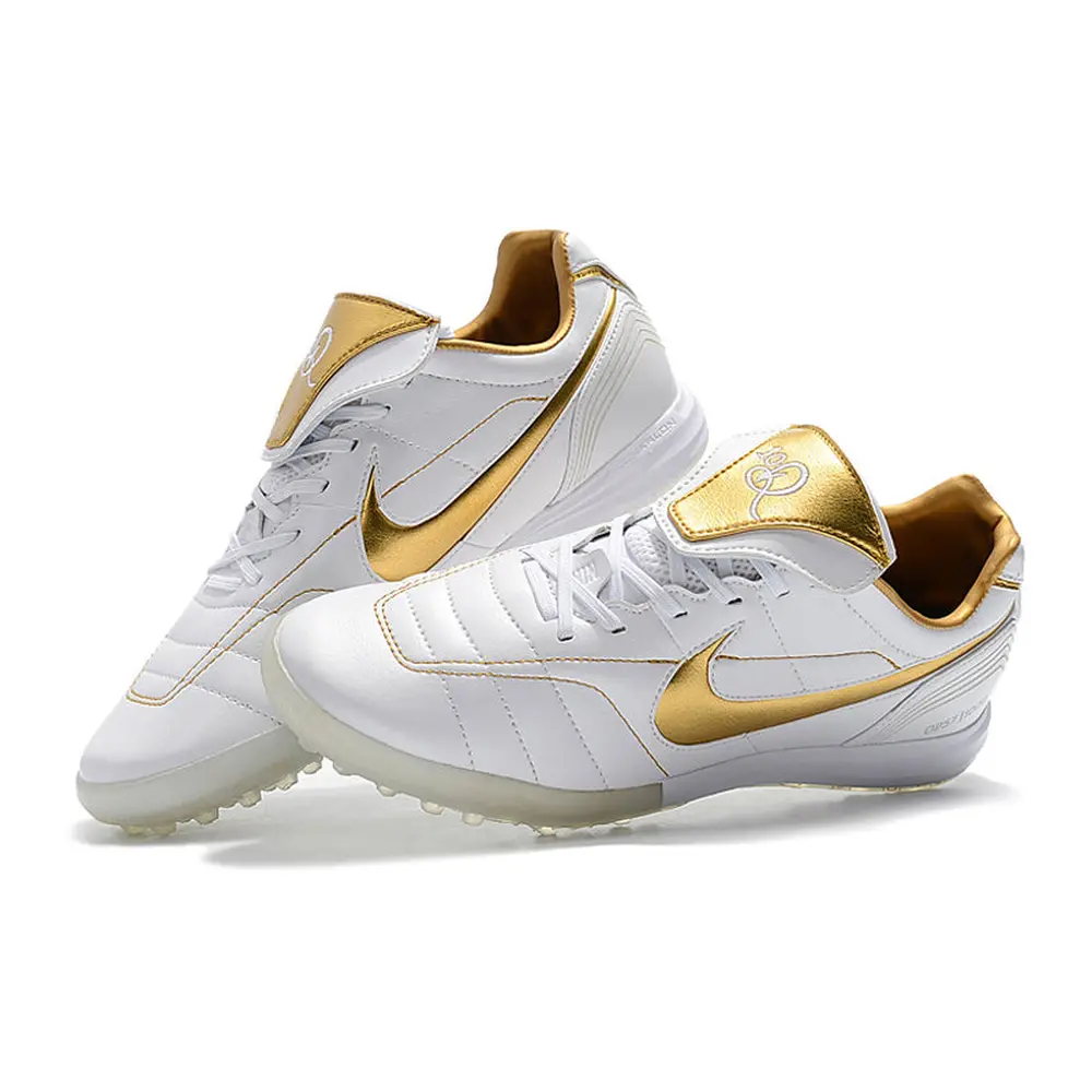 Chuteira Nike Retrô | Estilo e Desempenho