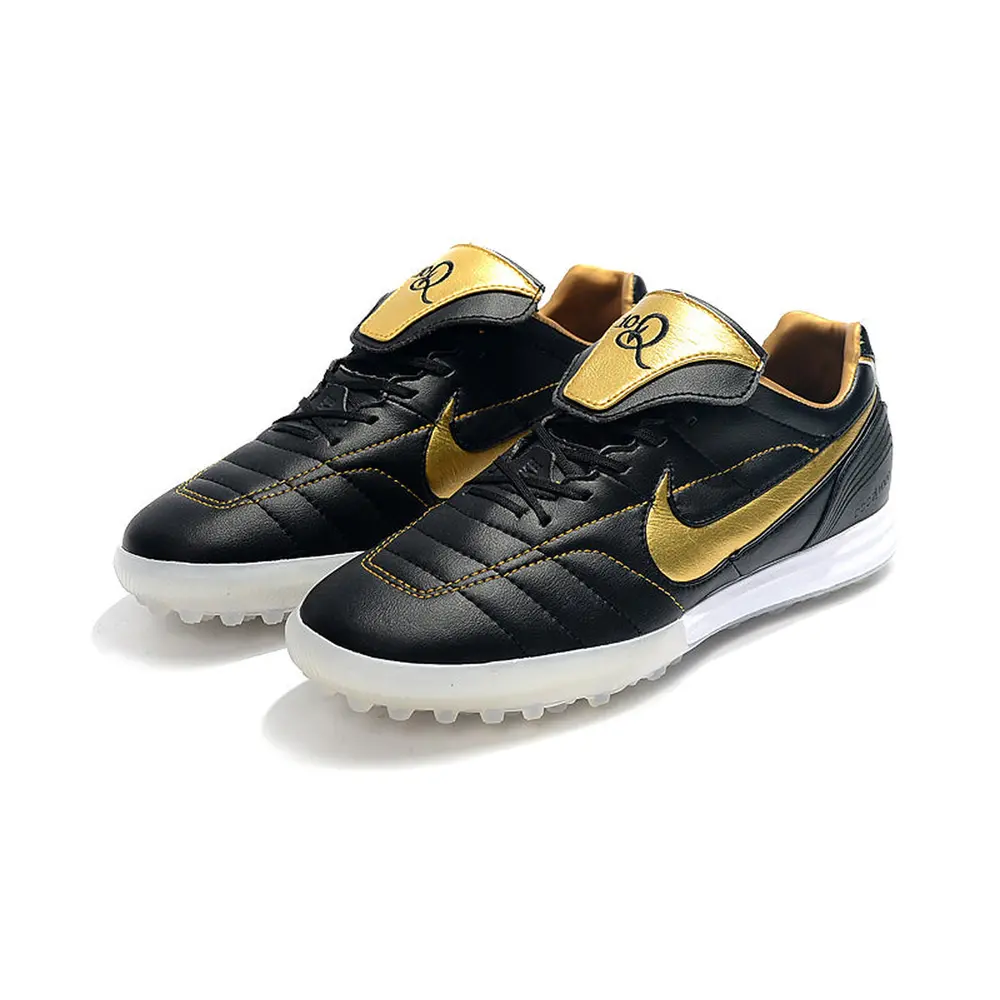 Chuteira Nike Retrô Tiempo Legend 7 Elite TF Preto e Dourado R10