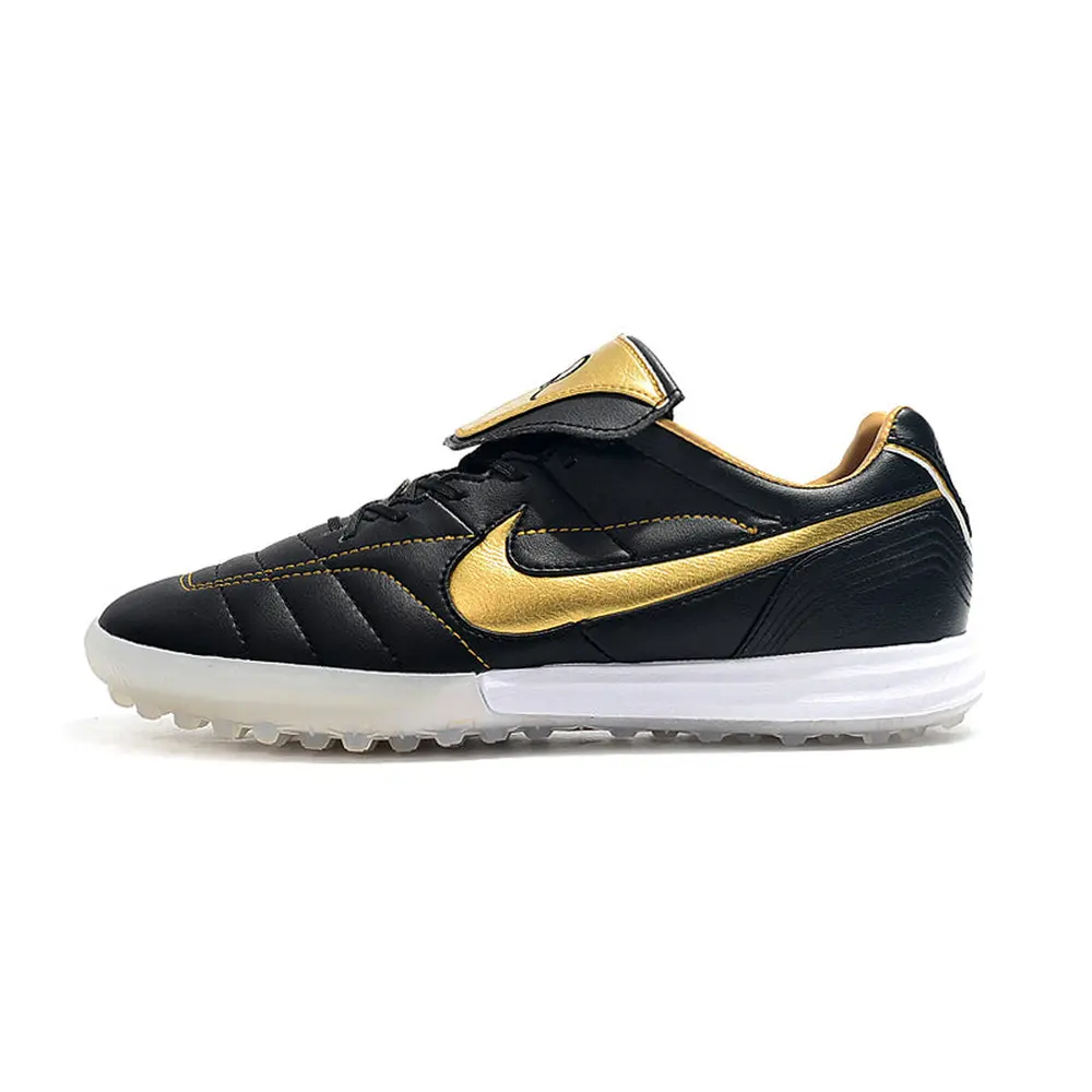 Chuteira Nike Retrô Tiempo Legend 7 Elite TF Preto e Dourado R10