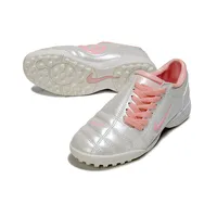 Chuteira Society Nike Total 90 TF Branco e Rosa | Leveza - imagem 2