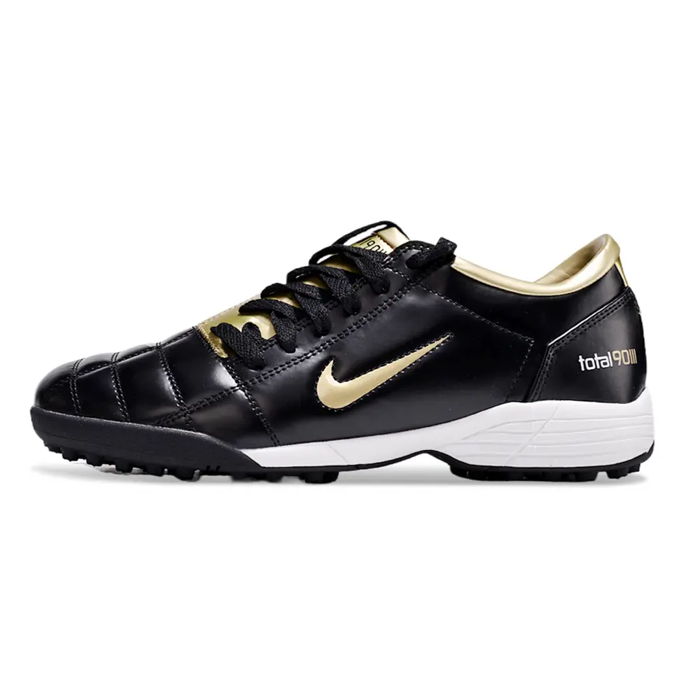 Chuteira Nike Total 90 TF - Desempenho e estilo