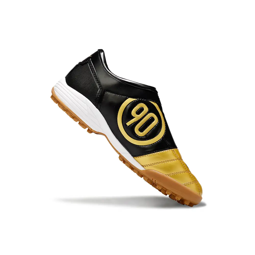 Chuteira Soccer Nike Total 90 TF | Conforto e Durabilidade