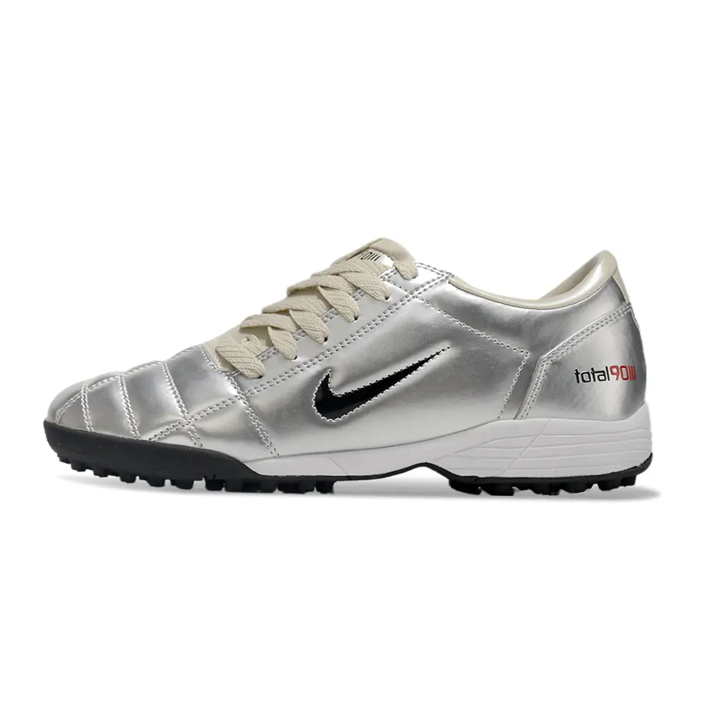 Chuteira Society Nike Total 90 TF | Prata e Creme Sofisticado