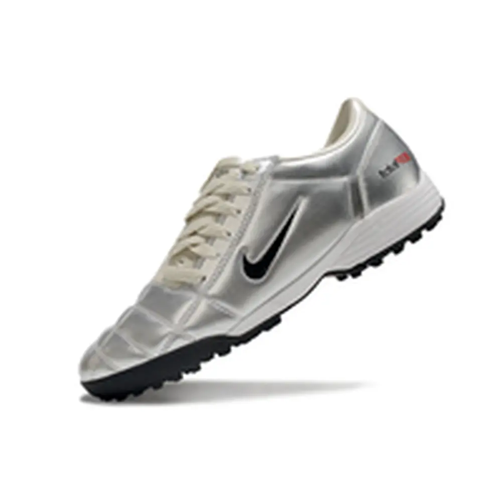 Chuteira Society Nike Total 90 TF | Prata e Creme Sofisticado