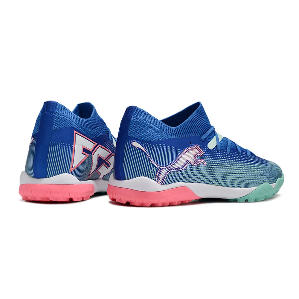 Chuteira Society Puma Future 7 TF - Azul e Rosa Vibrante