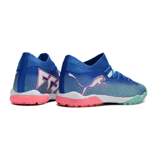 Chuteira Society Puma Future 7 TF Azul e Rosa