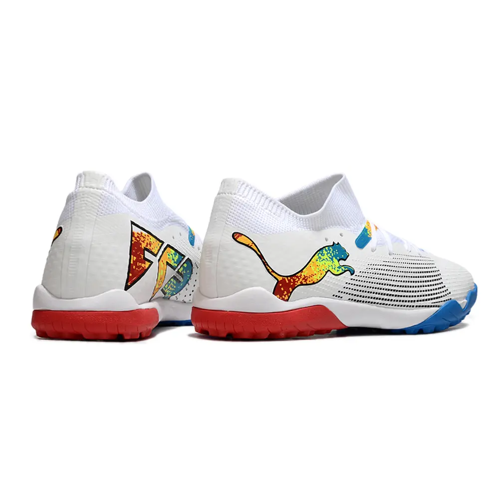 Chuteira Society Puma Future 7 TF Branco, Azul e Vermelho