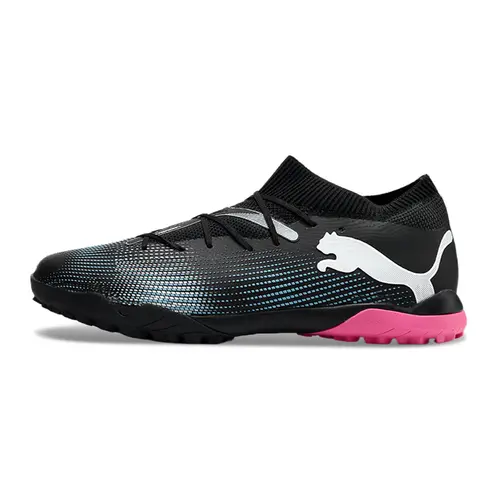 Chuteira Society Puma Future 7 TF Preta e Rosa 
