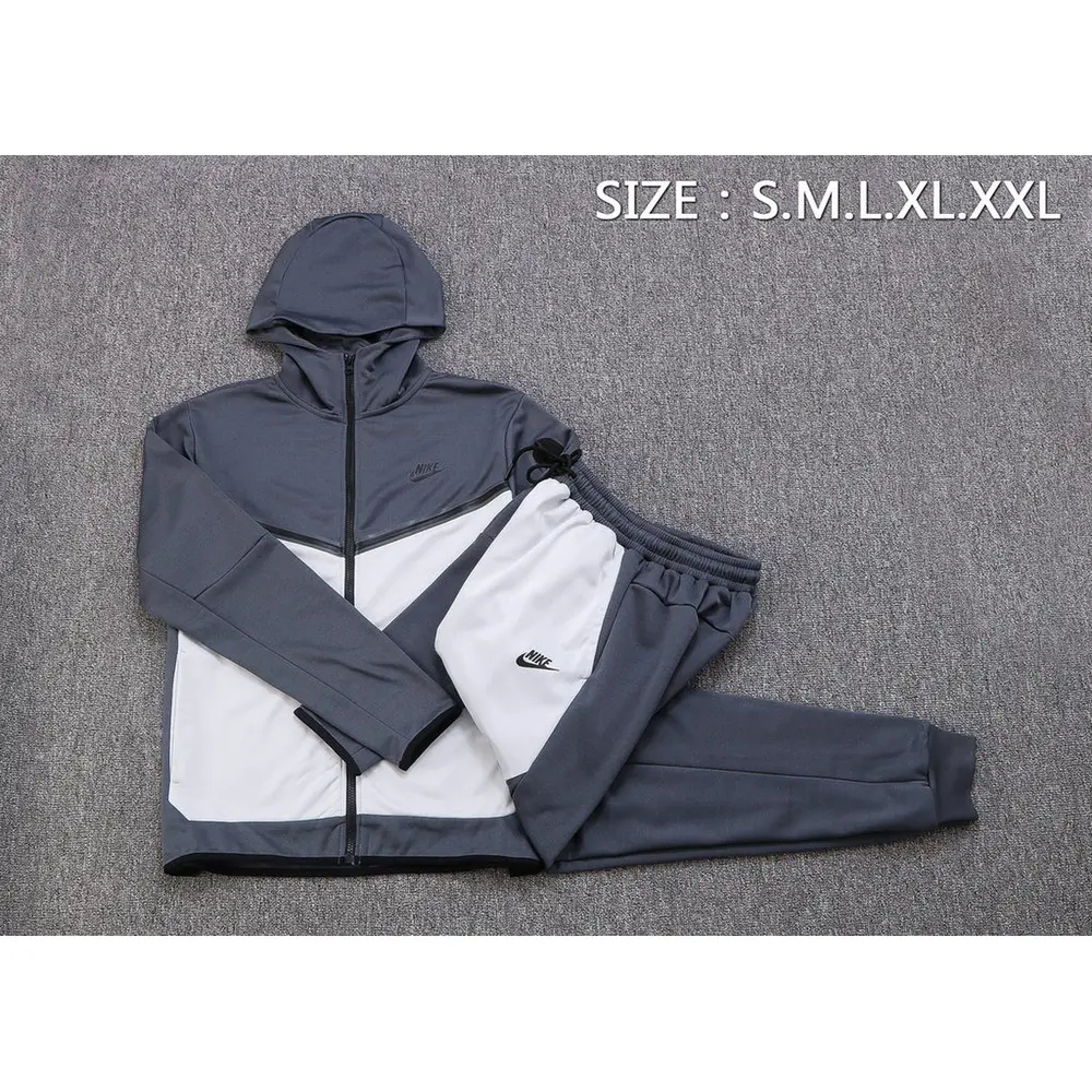 Conjunto de Moletom Nike Sportswear Tech Fleece | Oferta