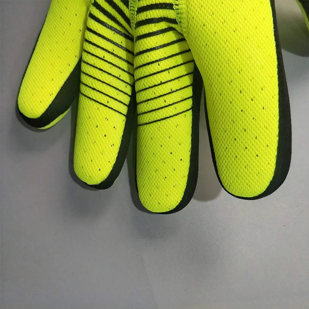 Luva de Goleiro Nike Mercurial Touch Elite | Proteção Total