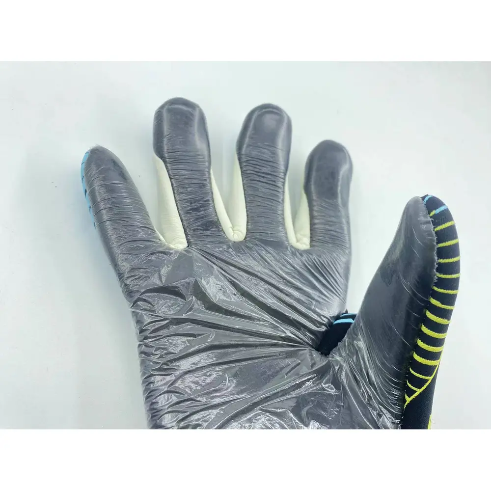 Luva de Goleiro Reusch Pure Contact | Aderência e Conforto